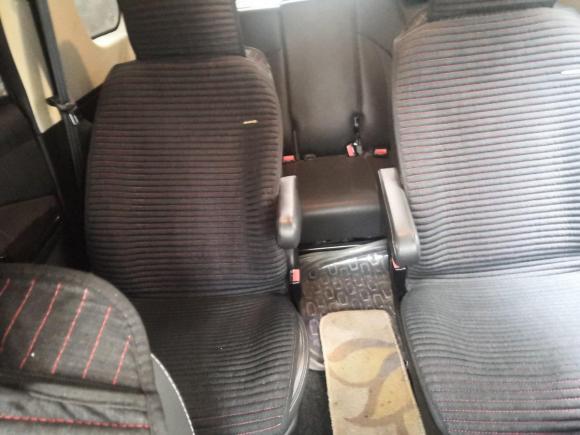 [青岛·鲁U] 二手东风风光东风风光3702018款 S370 1.5L CVT豪华型 7座