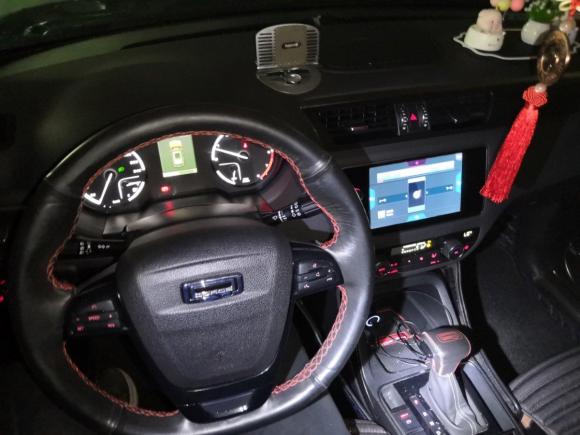 [武汉·鄂A] 二手观致观致52016款 1.6T 自动豪华型