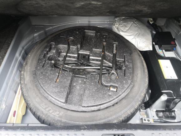 [上海·沪A] 二手现代劳恩斯2012款 3.0L GDI尊贵版