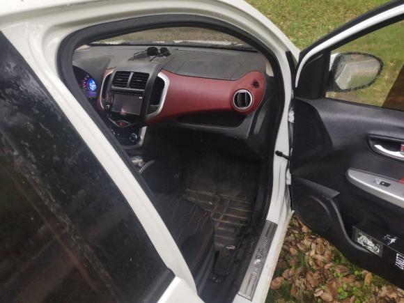 [武汉·鄂A] 二手长安奔奔EV2017款 纯电动 180公里标准型