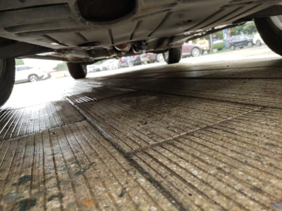 [义乌·浙G] 二手Jeep自由客2012款 2.4 运动版