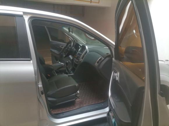 [武汉·鄂A] 二手江铃域虎52018款 2.4T经典版柴油手动四驱豪华型JX4D24A5L