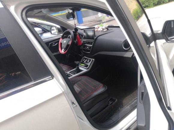 [义乌·浙G] 二手奔腾奔腾X402019款 1.6L 自动豪华型 国VI