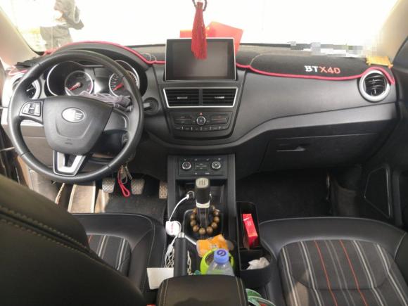 [深圳·浙B] 二手奔腾奔腾X402017款 1.6L 手动豪华型