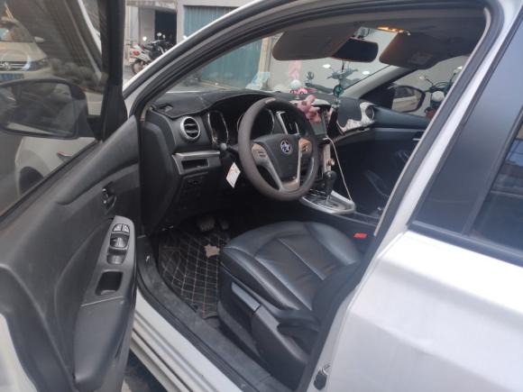 [南昌·赣A] 二手启辰启辰T702015款 2.0L CVT睿享版