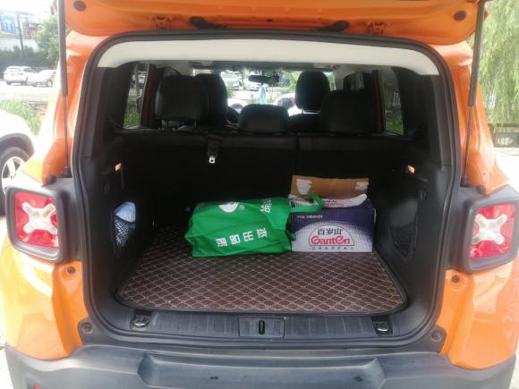 [嘉兴·浙F] 二手Jeep自由侠2018款 互联大屏版 180TS 自动高能版