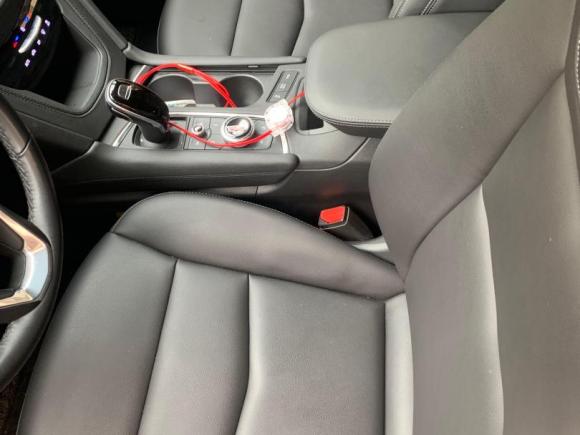 [广州·粤A] 二手凯迪拉克凯迪拉克XT62020款 28T 七座风尚型