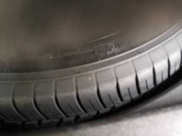 [广州·粤A] 二手凯迪拉克凯迪拉克XT42018款 28T 四驱领先型