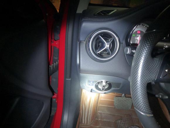 [芜湖·皖B] 二手奔驰奔驰GLA2015款 GLA 220 4MATIC 时尚型