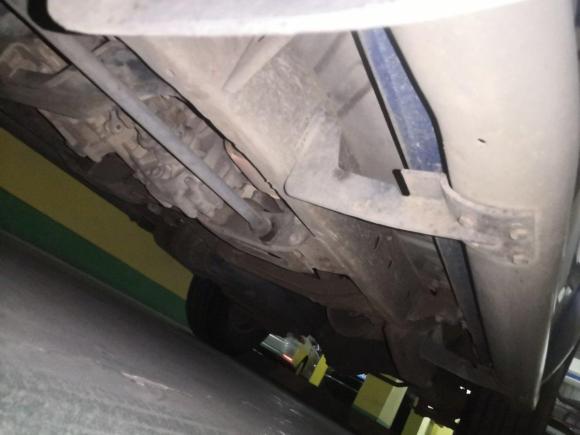 [深圳·粤B] 二手日产帕拉丁2004款 3.3L 四驱标准型