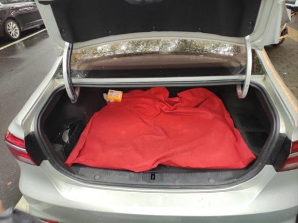 [温州·浙A] 二手荣威荣威ei62017款 45T 混动互联智享版