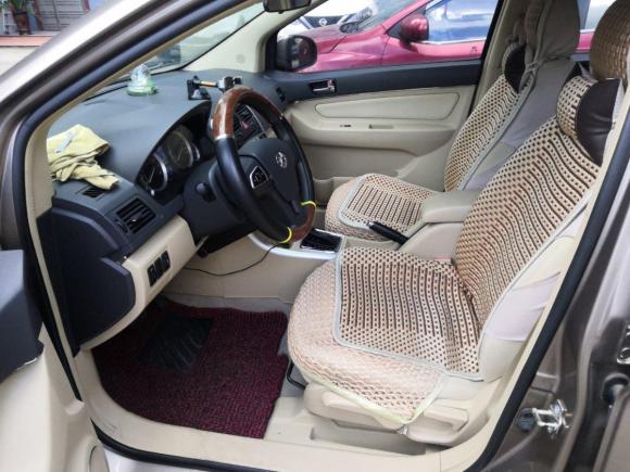 [深圳·粤B] 二手北汽绅宝北京汽车E系列2012款 两厢 1.5L 自动乐尚版