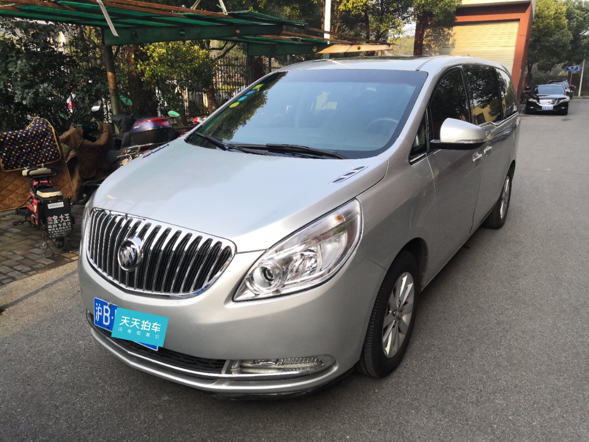 落地价31.68万的别克gl8现在还值几万-二手车之家