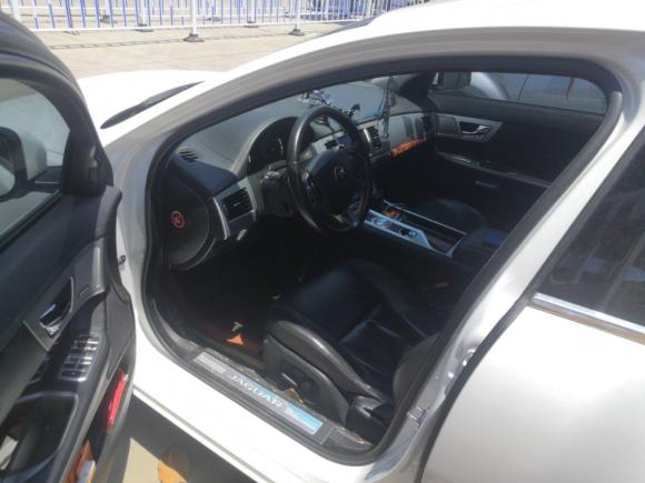 [无锡·苏B] 二手捷豹捷豹XF2014款 XF 2.0T 豪华版