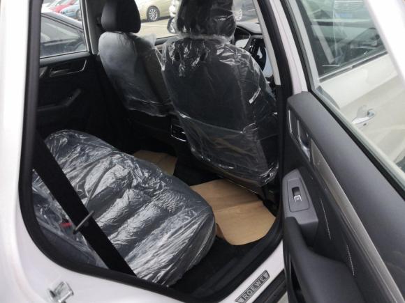 [武汉·鄂A] 二手荣威荣威RX5新能源2017款 eRX5 50T 混动互联尊贵旗舰版