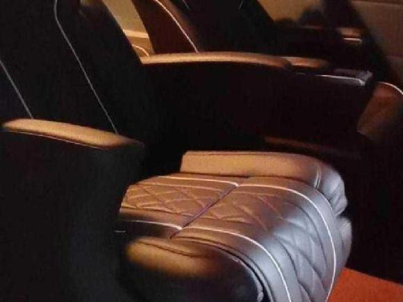 [义乌·浙G] 二手东风御风御风2020年上牌2.5T柴油手动6座版