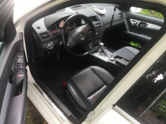 [上海·沪L] 二手奔驰奔驰C级2010款 C 200 CGI旅行版