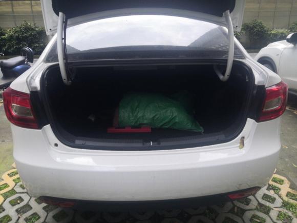 [成都·川A] 二手奔腾奔腾B302017款 1.6L 手动豪华型