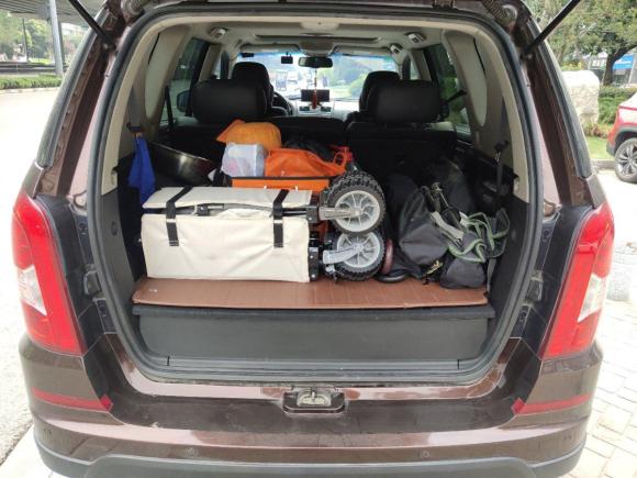 [成都·川A] 二手双龙雷斯特W2014款 2.0T 四驱豪华导航版7座