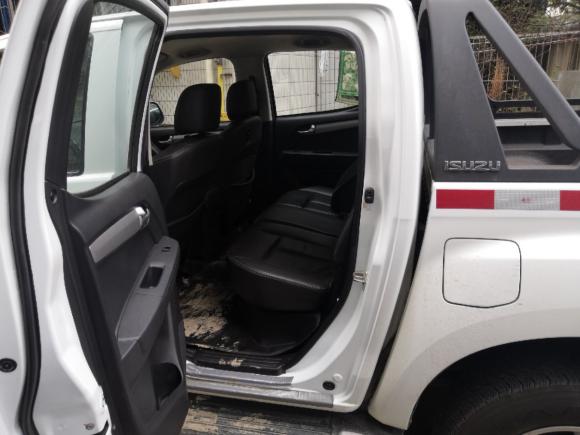 [成都·川A] 二手五十铃D-MAX2015款 2.5T四驱自动超豪华型4JK1