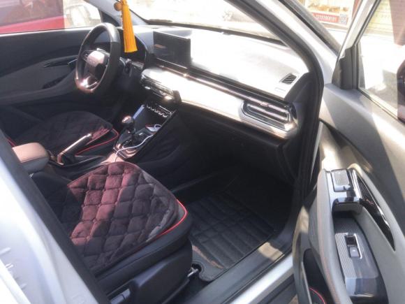 [北京·冀R] 二手新宝骏宝骏RS-32020款 1.5L 手动智能豪华型