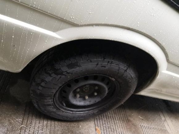 [上海·沪A] 二手金龙金威新能源2021款 好运50厢货平顶