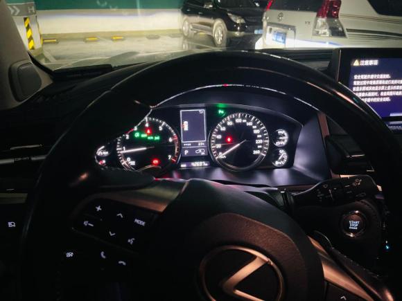 [深圳·粤B] 二手雷克萨斯雷克萨斯LX2017款 570 尊贵豪华版