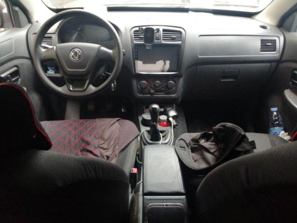 [成都·川H] 二手东风风光东风风光3302014款 1.5L手动实用型DK15