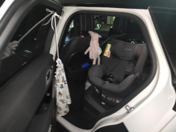 [上海·沪D] 二手路虎揽胜星脉2018款 P380 R-DYNAMIC SE