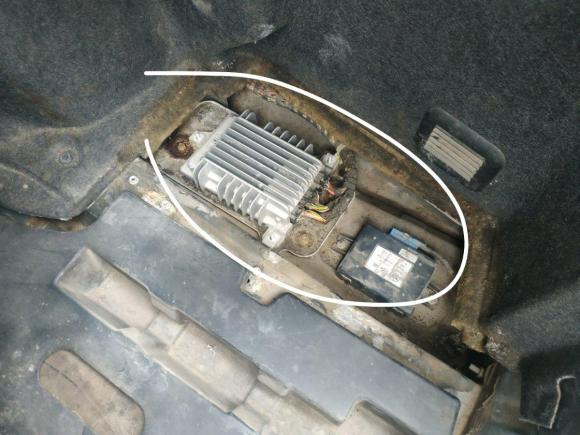 [杭州·浙A] 二手红旗红旗H72013款 2.0T 豪华型