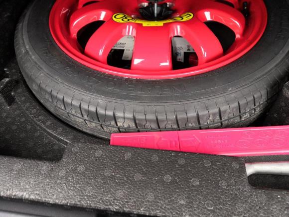 [南通·苏N] 二手捷豹捷豹XFL2017款 XFL 2.0T 240PS 豪华版