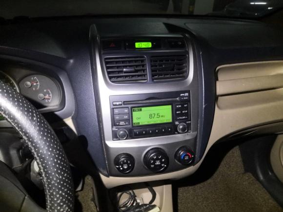 [南京·苏A] 二手起亚狮跑2009款 2.0L 手动两驱版GL