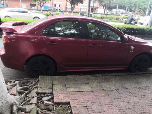 [佛山·桂N] 二手三菱翼神2010款 运动版 2.0L 手动豪华型