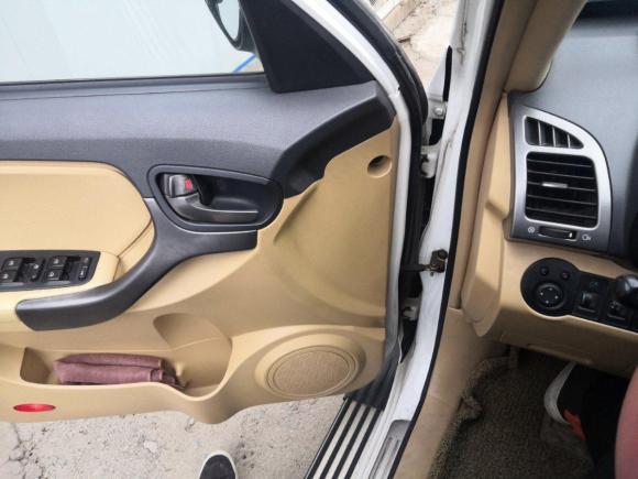 [烟台·鲁Y] 二手奇瑞瑞虎2012款 精英版 改款 1.6L 手动舒适型DVVT