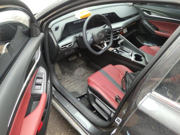 [武汉·桂A] 二手长安逸动2021款 PLUS 蓝鲸NE 1.4T GDI DCT尊贵型