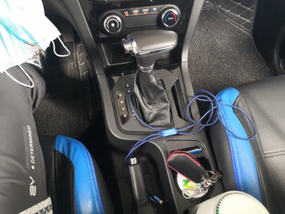 [上海·鲁D] 二手北汽威旺北汽威旺M602017款 1.5T CVT钻石版