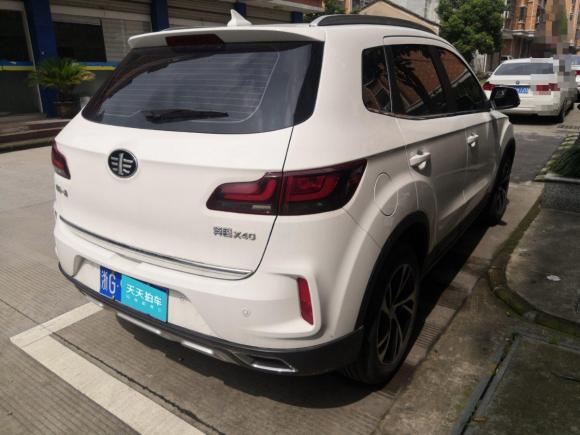 [义乌·浙G] 二手奔腾奔腾X402019款 1.6L 自动豪华型 国VI
