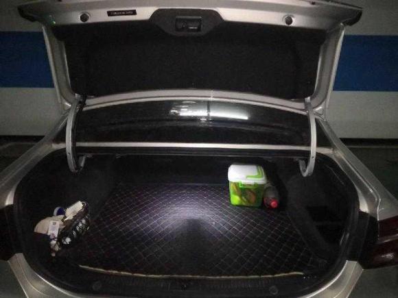 [武汉·鄂A] 二手荣威荣威ei62017年 1.0T 自动