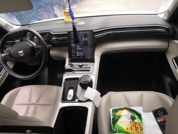 [南京·苏A] 二手蔚来蔚来ES82018款 355KM 基准版 七座版