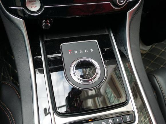 [深圳·粤B] 二手捷豹捷豹XEL2019款 2.0T 200PS 豪华版