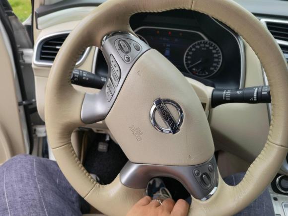 [嘉兴·浙A] 二手日产楼兰2015款 2.5L XL NAVI 两驱智享版