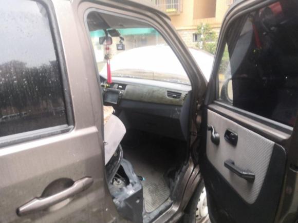 [宁波·浙B] 二手金杯小海狮X302013款 1.3L标准型