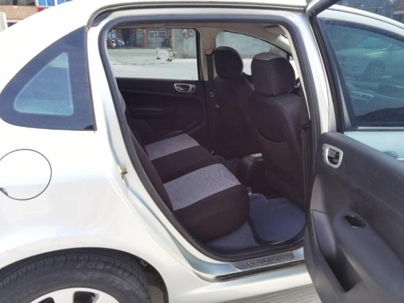 [无锡·苏B] 二手标致标致3072010款 三厢 1.6L 手动舒适版