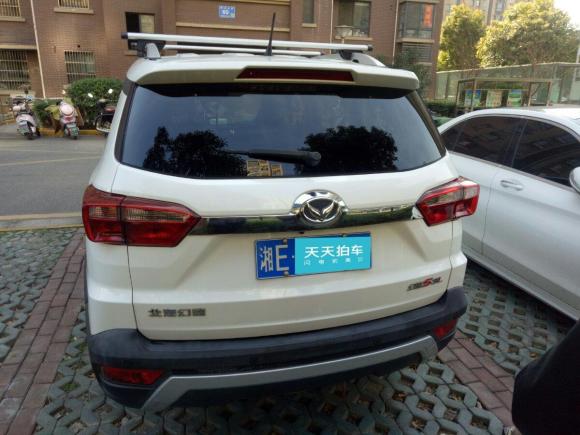 [无锡·湘E] 二手北汽幻速北汽幻速S32016款 S3L 1.5L 手动尊贵型