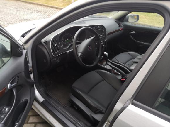 [武汉·鄂A] 二手萨博Saab 9-32008款 Linear 2.0t