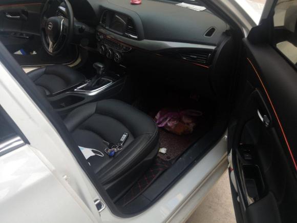 [义乌·赣B] 二手广汽传祺传祺GA62016款 235T DCT精英版