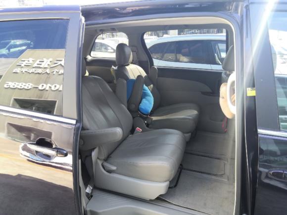 [深圳·粤B] 二手比亚迪比亚迪M62013款 2.4L 自动尊贵型