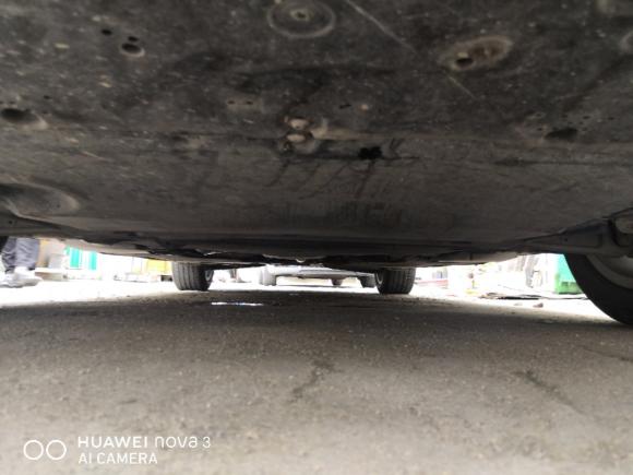 [青岛·鲁B] 二手奥迪奥迪A4L2017款 40 TFSI 时尚型（全景天窗）