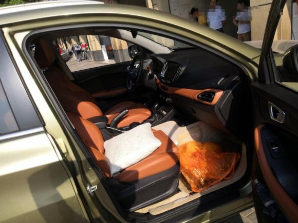 [南昌·赣A] 二手奇瑞瑞虎72016款 2.0L CVT耀目版