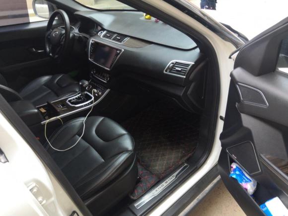 [西安·陕A] 二手陆风陆风X72015款 2.0T 全景尊贵版